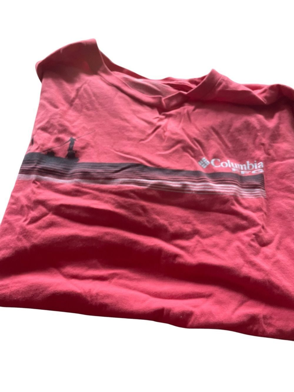 Columbia men’s ' Short Sleeve Red Logo Tee size large excellent